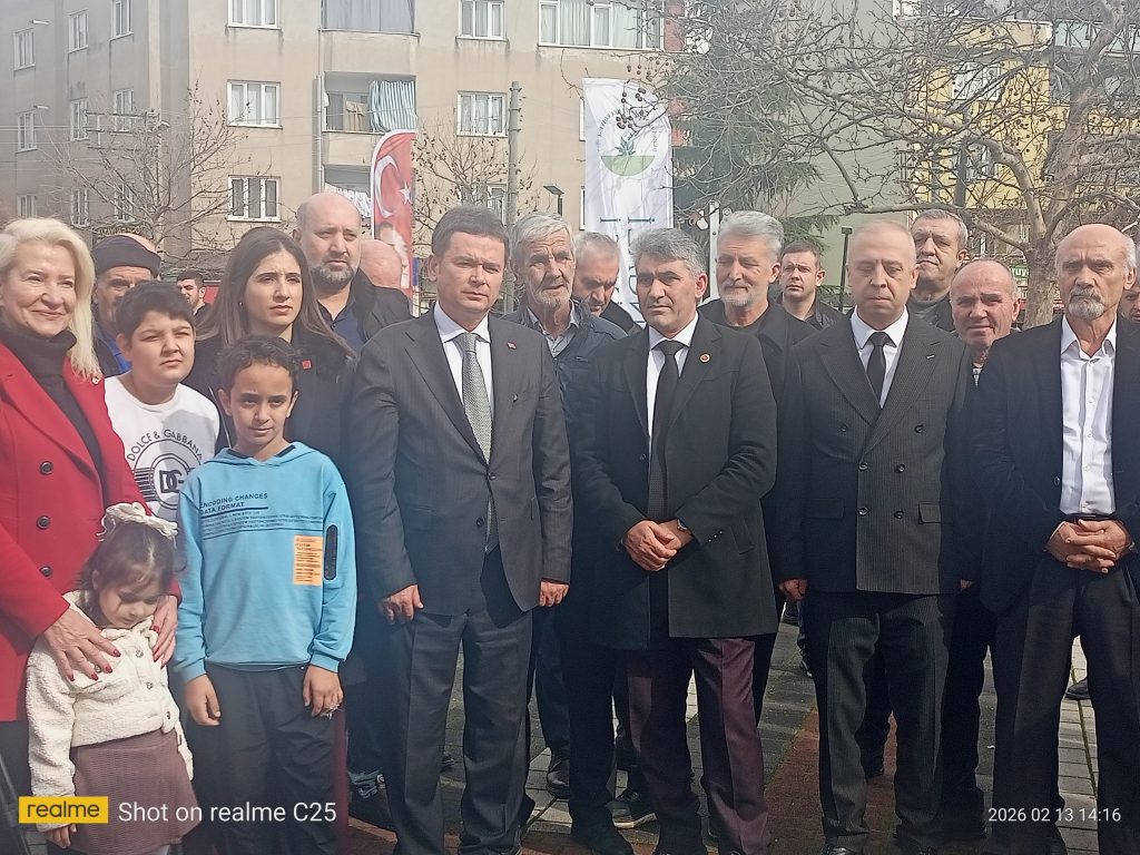 Osmangazi’nin “Gezici Kütüphanesi” Yollarda