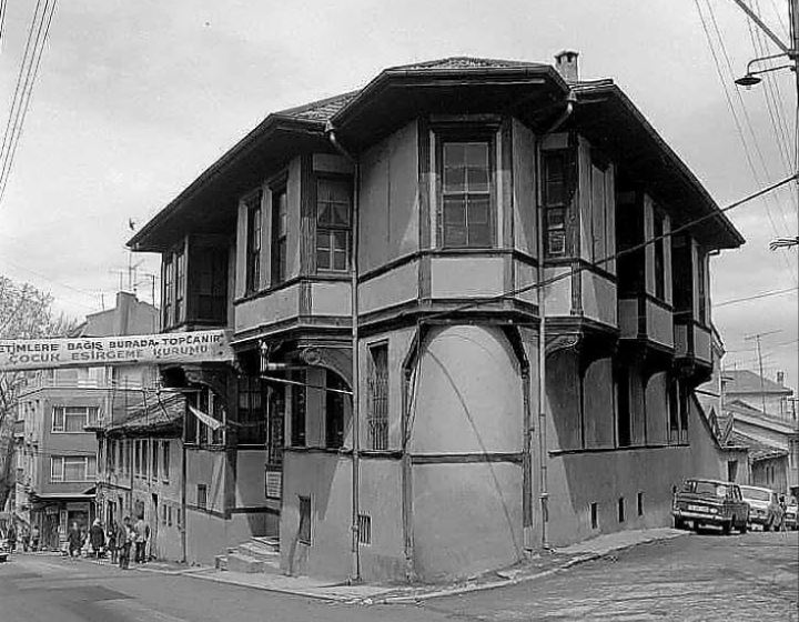 Dr. Osman Şevki Uludağ’ın Evi Kütüphane Olarak Hizmete Açıldı