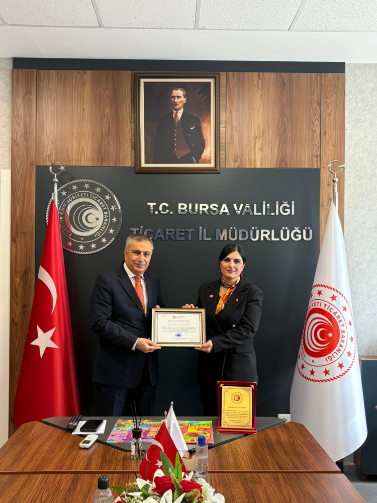 Bilinçli Tüketici Resim Yarışması'nda Esma Gül Bursa birincisi oldu