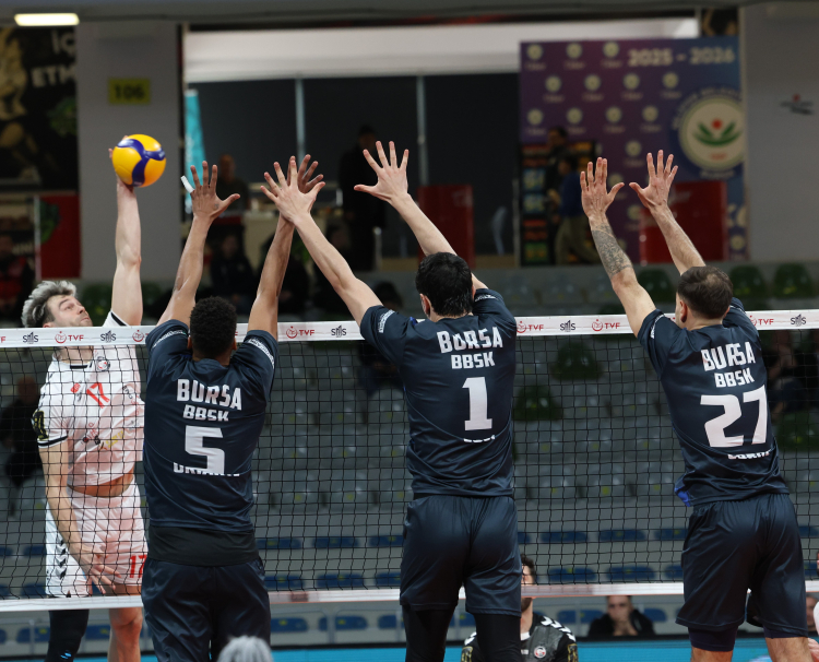 Bursa BBSK, Gaziantep Gençlik’i 3-1’le geçti