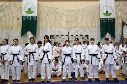 Osmangazi’de 300 karateci kuşak sevinci yaşadı