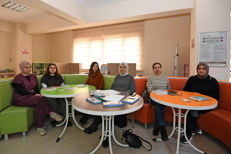 Bursa Osmangazi’den ailelere okuma seferberliği