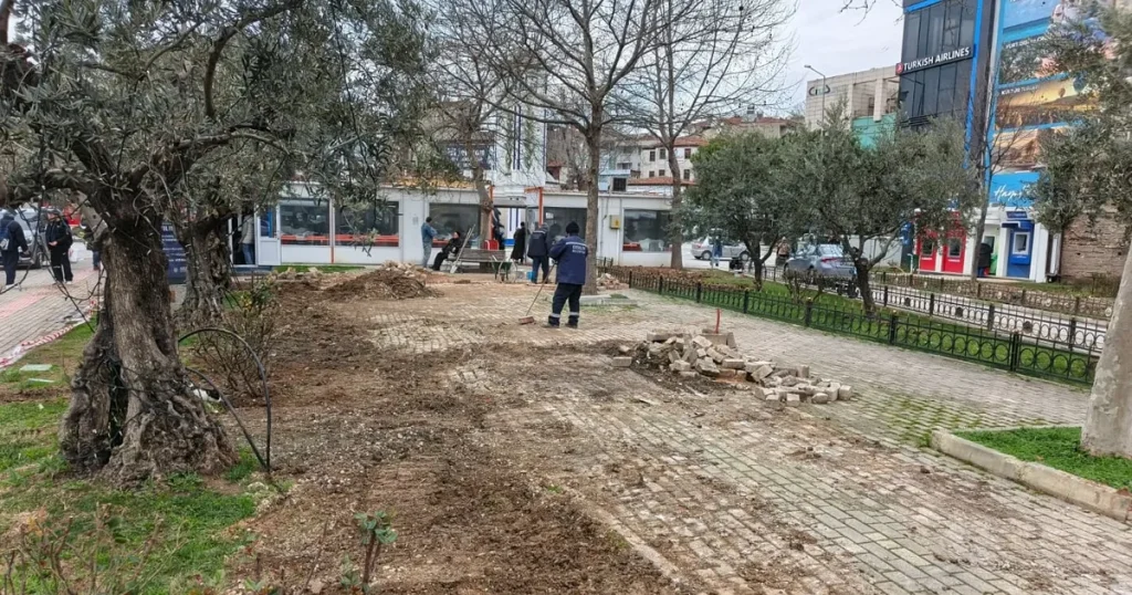 Bursa’da Gemlik Çarşı Meydanı daha güvenli ve estetik olacak
