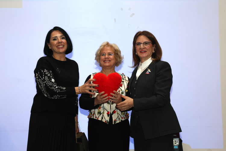 Bursa'da 'kalpten ilmekler' huzurevi sakinleri için atıldı