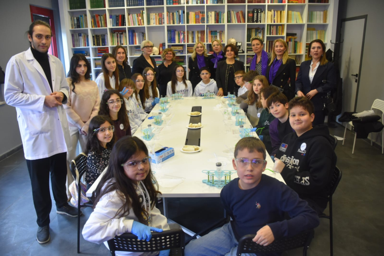 BUSADER geleceğe çocuklarla yürüyor... BUSADER Çocuk iş başında