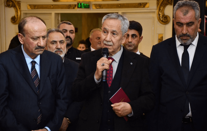 Bursa Cemiyet Hayatı Bu Düğünde Buluştu: Kılıçaslan ve Yurdakul Ailelerinin Mutlu Günü