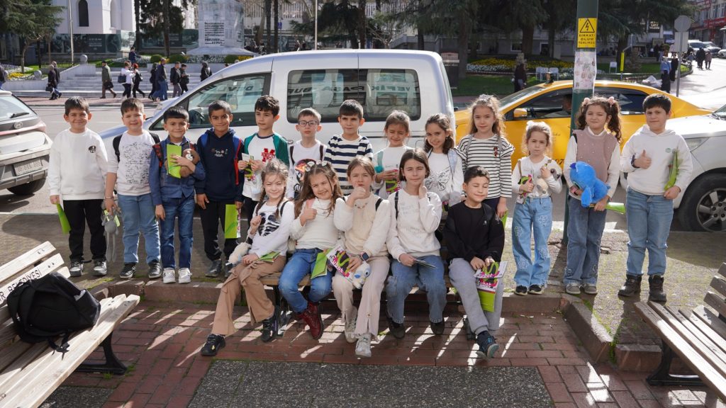 İznik’te Çevreci Dönüşüm: Atık Piller Tiyatro Biletine Dönüşüyor!