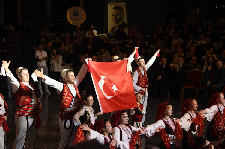 Kosova’nın Bağımsızlığı Bursa Osmangazi’de coşkuyla kutlandı