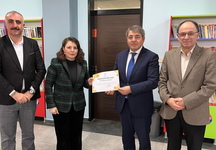 Mudanya'da öğretmenler geleneksel keçe sanatıyla buluştu