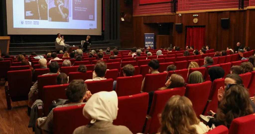 Ünlü yönetmen Karaçelik’in yeni filmi Bursalılarla buluştu