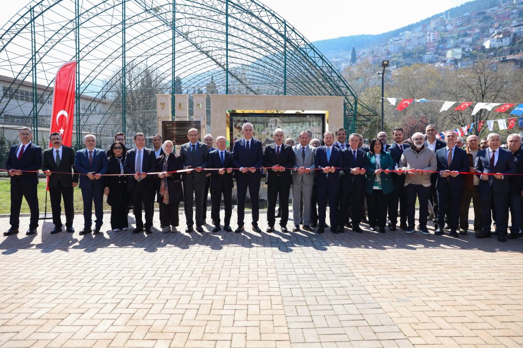 Bursa’da 700 Yıllık Gurur Fetih Kapısı’nda Yankılandı