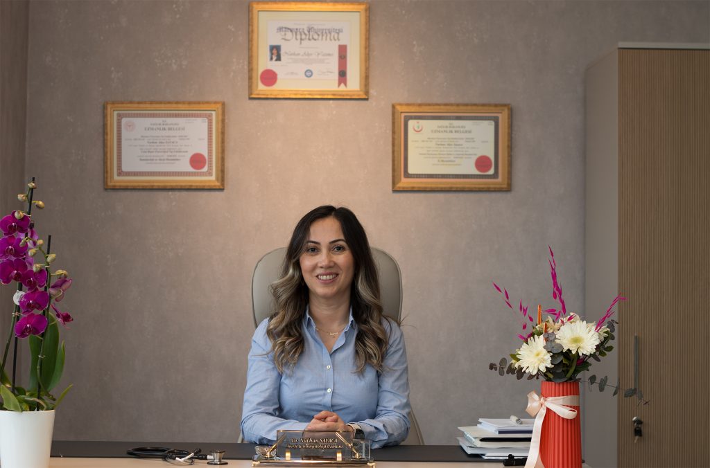 Hapşırık Ve Burun Akıntısını Hafife Almayın: Alerjik Rinit Mi, Astım Başlangıcı Mı?