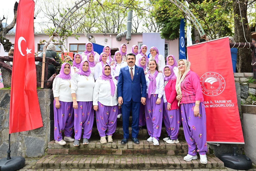 Yıldırım’da Kadın Gücü Toprakla Buluşuyor… “Yeni Nesil Çiftçi Kadınlar” Sahada