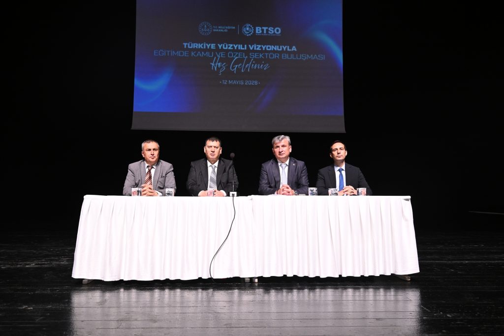 Bursa’da Eğitimde Güç Birliği: Türkiye Yüzyılı Maarif Modeli Konuşuldu
