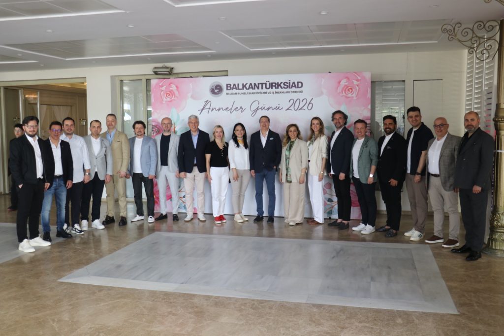 BALKANTÜRKSİAD Anneler Gününü Kutladı