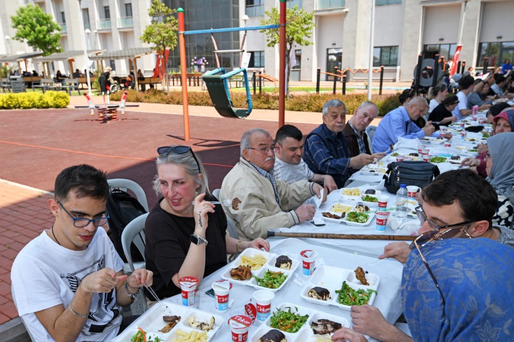 Osmangazi Belediyesi’nden Anlamlı Buluşma