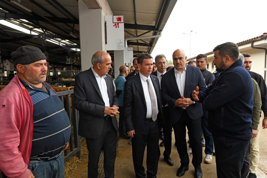 Osmangazi Kurban Pazarları Bayram Hazır… Erkan Aydın Veysel Karani’de Sahaya İndi