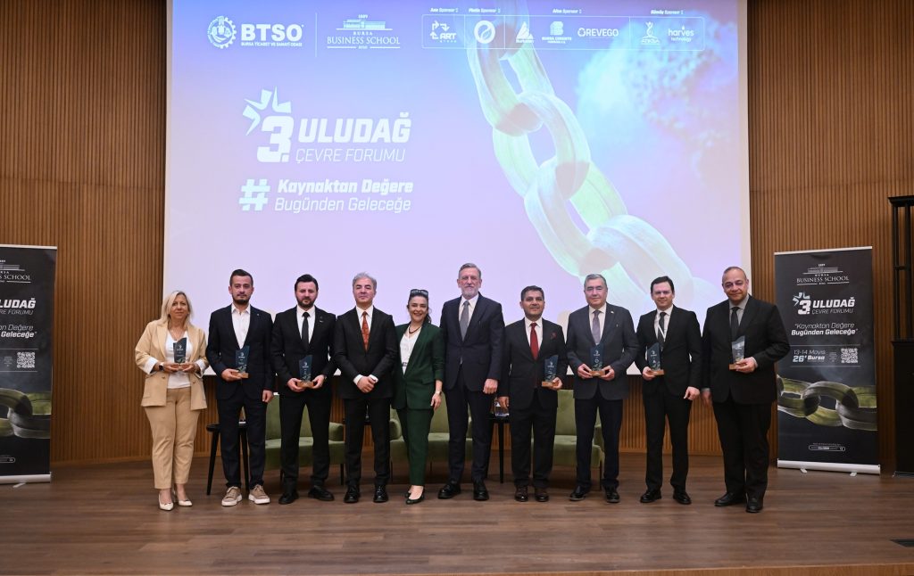Uludağ’da Yeşil Dönüşüm Zirvesi: III. Uludağ Çevre Forumu Bursa Business School’da Dev Paydaşları Buluşturdu