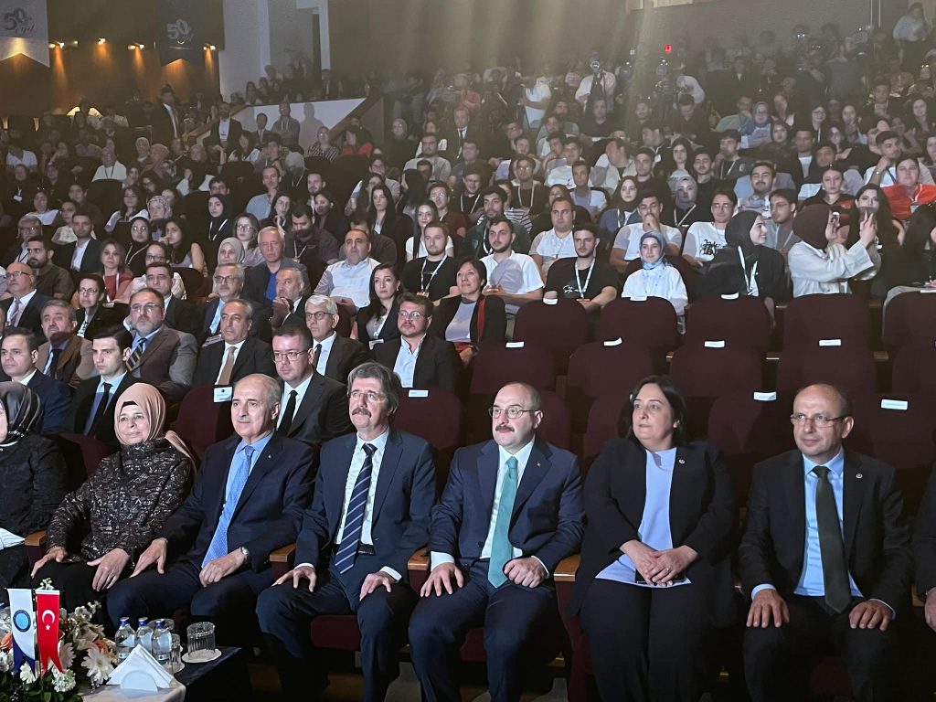 TBMM Başkanı Numan Kurtulmuş’tan “Yeni Bir Dünya” Çağrısı