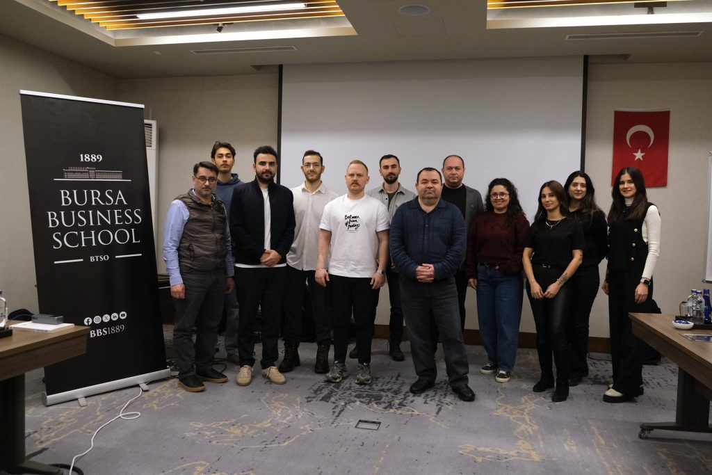 “Yapay Zekâ’da Geri Dönüş Yok Hızla Adapte Olmalıyız”