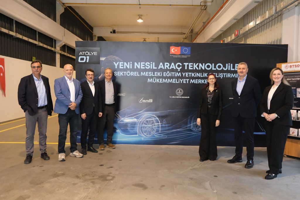 Otomotivin Kalbinde Yeni Nesil Dönüşüm… BTSO ve TOBFED’den Türkiye’nin Geleceği İçin Stratejik Hamle