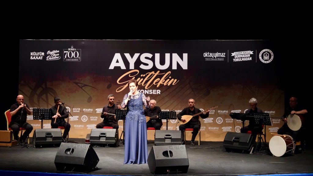Yıldırım’da Türkü Şöleni… Aysun Gültekin Anadolu’nun Sesini Bursalılarla Buluşturdu