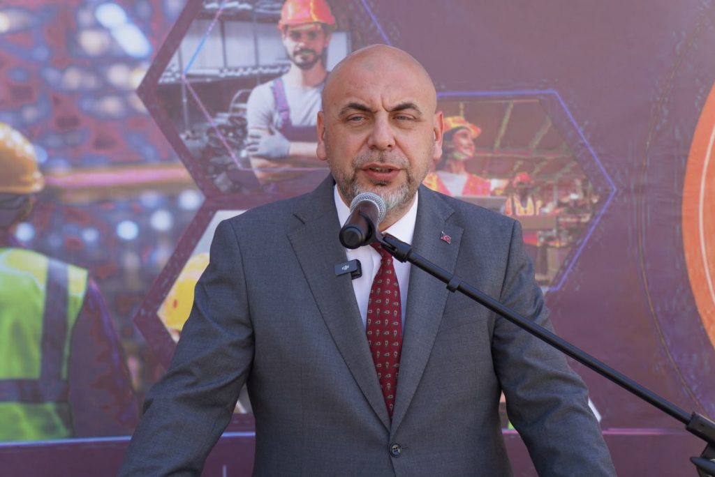 Orhangazi'de Dev İstihdam Hamlesi! 28 Firma İş Arayan Vatandaşlarla Buluştu Orhangazi'de Dev İstihdam Hamlesi! 28 Firma İş Arayan Vatandaşlarla Buluştu