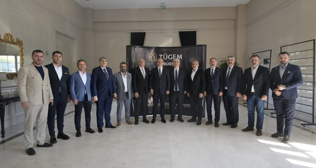 Başkan Burkay’dan Bursa İçin ‘Kent Anayasası’ Vurgusu: “Gayrimenkulü Sadece Yapı Değil, Medeniyet İnşası Olarak Görüyoruz”