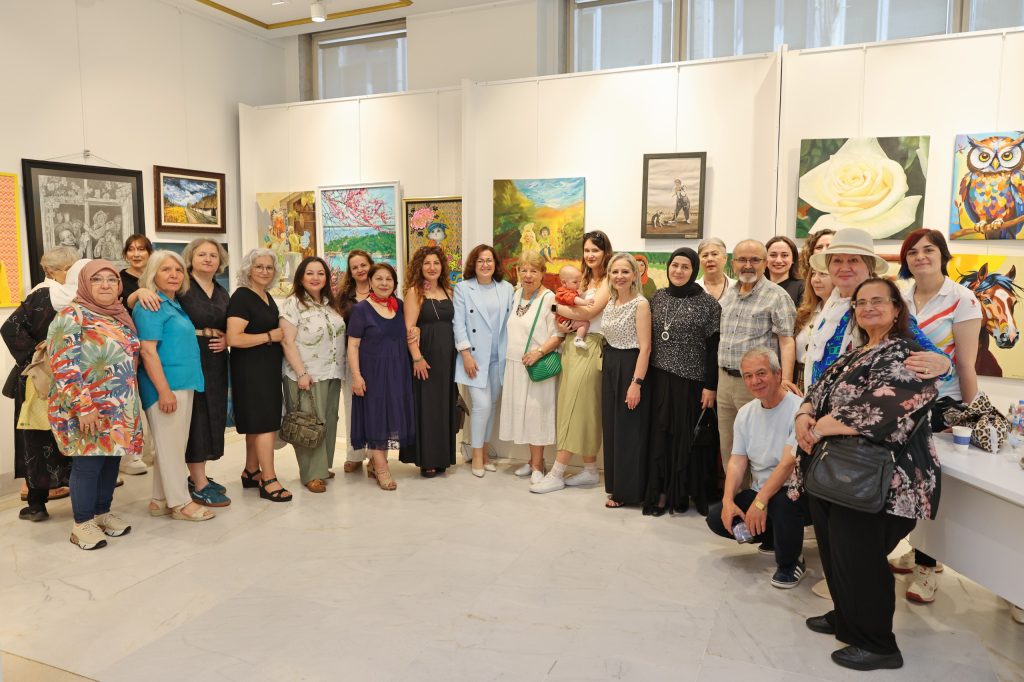 Tayyare Kültür Merkezi’nde Sanat Şöleni… Bursa Kent Konseyi’nden Muhteşem ‘Yaza Merhaba’ Sergisi