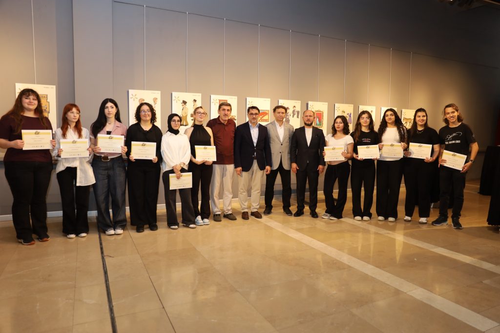 Zeki Müren Güzel Sanatlar Lisesi Öğrencilerinden Muhteşem Sergi ve Gölge Oyunu