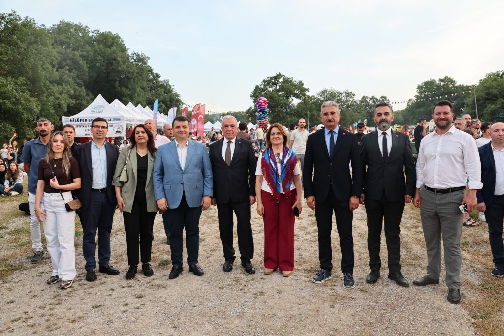 2. Nilüfer Karadeniz Festivali Resul Dindar Konseriyle Coşkulu Başladı