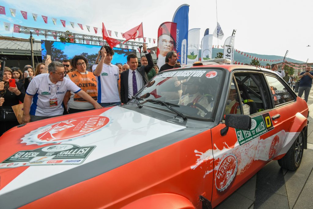 Yarım Asırlık Dev Gurur Osmangazi’de Başladı: 50. Yeşil Bursa Rallisi’ne Görkemli Start