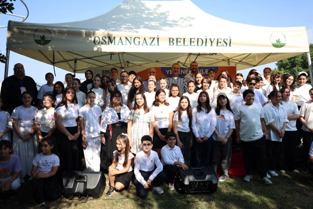 Macera Bursa’da Şölen Havası… Osmangazi Belediyesi ‘Aile Şenliği’ İle Gönülleri Fethetti