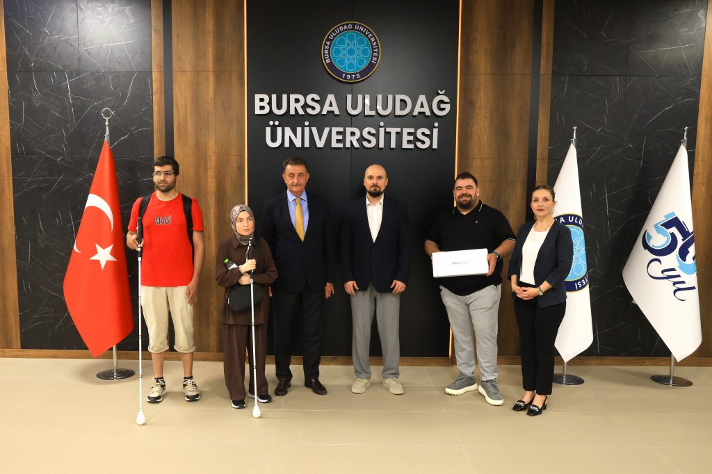BUÜ’de Görme Engelli Öğrencilerin Hayatını Kolaylaştıracak Anlamlı İş Birliği