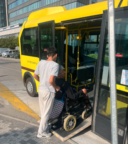 Büyükşehir’den Engel Tanımayan Eğitim Desteği…