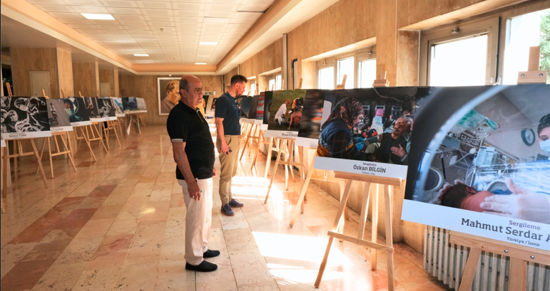 BUÜ’de Kadın Yaşamına Işık Tutan Fotoğraf Sergisi Açıldı