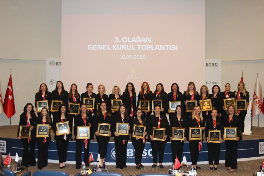 "Bursa’nın İyilik Hareketi" YASAV’da Emire Cantürk Eren Yeniden Başkan!