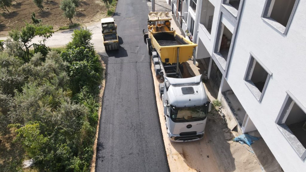 Gemlik’te Çifte Hamle: Şükrü Deviren’den Güvenli Sokaklar ve Modern Altyapı Seferberliği