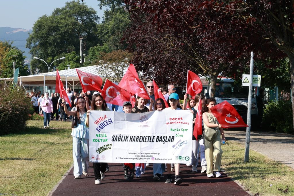 Osmangazi’de HOBA Şampiyonlarına Sukaypark’ta Muhteşem Ödül… Karne Hediyeleri Başkan Erkan Aydın’dan