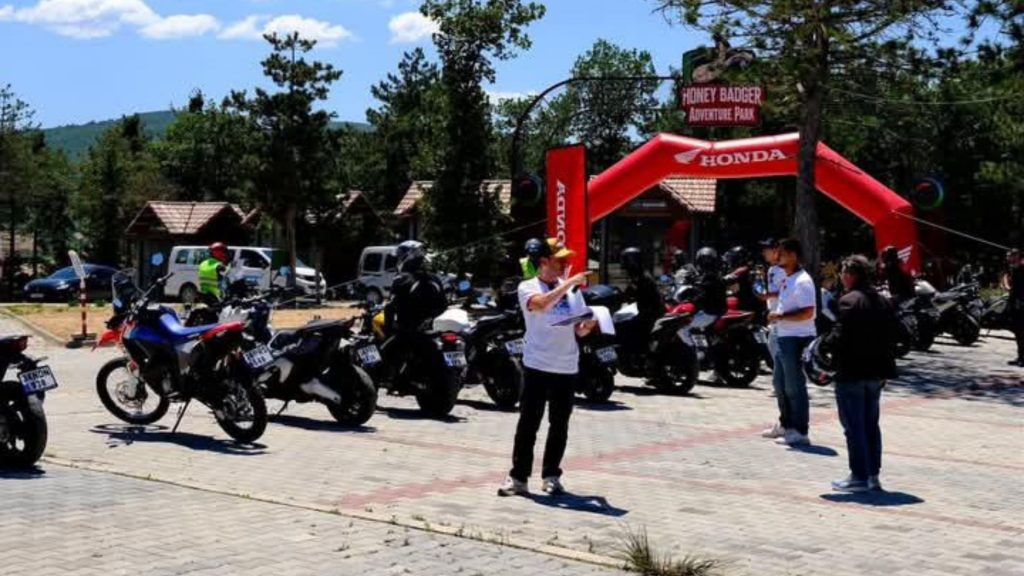 Honda İnallar, motosiklet tutkunlarını test sürüşü etkinliğinde buluşturdu