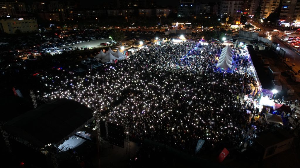 Nilüfer’de Karadeniz Esintisi… 2. Karadeniz Festivali Resul Dindar, Marsis ve Samida ile Başlıyor