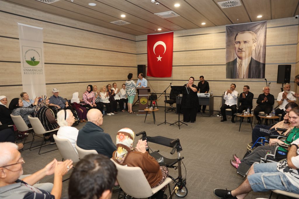 Osmangazi’de Gönüllere Dokunan Buluşma: BAREM, OBAM ve ALBAM Üyelerine Özel Moral Konseri!
