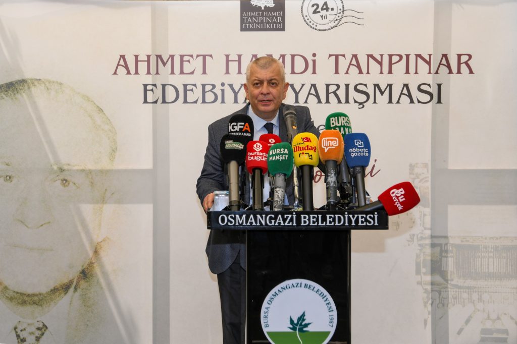 Sözü Yeniden Ayağa Kaldıran Kalemler Ödüllendirildi: Osmangazi’de Tanpınar Rüzgarı