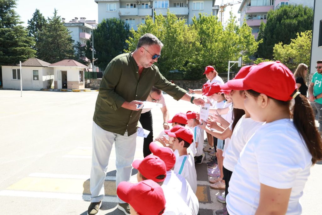 Geleceğin Şampiyon Tenisçileri Osmangazi’de Yetişiyor 