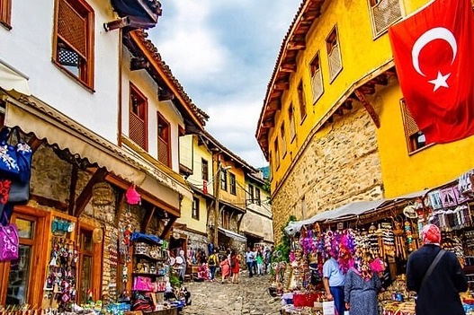 Bursa Turizmde Neden Hak Ettiği Yerde Değil? 9 Günlük Tatilin Ardından Dikkat Çeken Değerlendirme