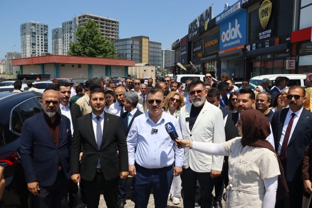 Anahtar Parti Bursa’dan Esnaf Ziyareti