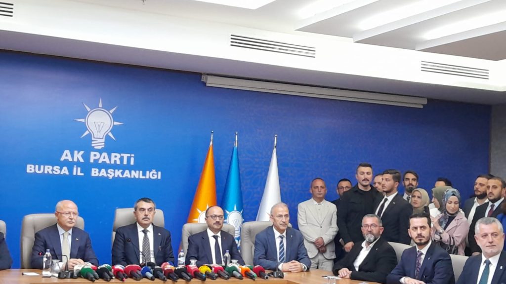 Bakan Tekin Bursa’da Eğitim Karnesini ve Yeni Vizyonu Açıkladı