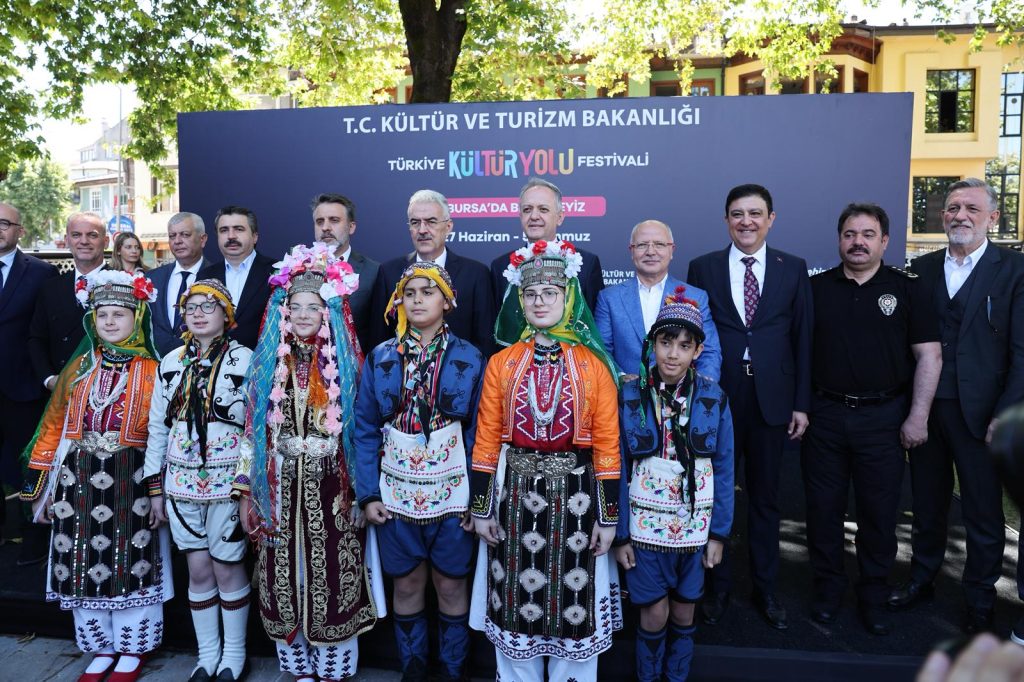 Bursa Kültür Yolu Festivali Coşkuyla Başladı