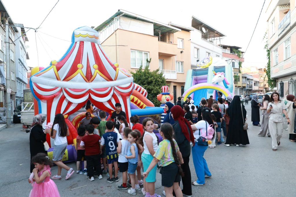 Osmangazi'de Yaz Mahalle Şenlikleri Coşkuyla Başladı 
