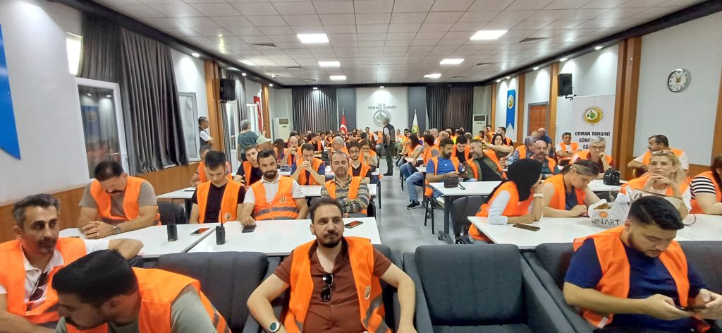 Zafer Partisi Bursa’dan Çevre Duyarlılığı Hamlesi: Yangın Eğitimine Katıldılar